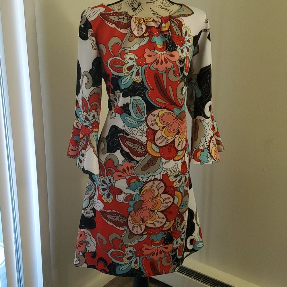 New York and Company Flounce-Cuff Sheath Dress